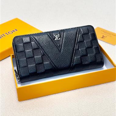 LOUIS VUITTON  2026新款時尚包包 尺寸：21x11CM