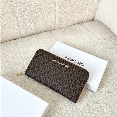 Michael Kors   2026新款男生時尚包包 尺寸：19*10CM