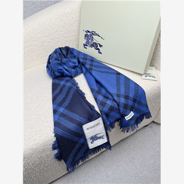 BURBERRY  2026秋冬新款時尚圍巾  尺寸：200-65