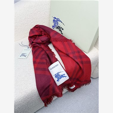 BURBERRY  2026秋冬新款時尚圍巾  尺寸：200-65