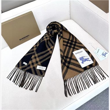BURBERRY  2026秋冬新款時尚圍巾  尺寸：168-30