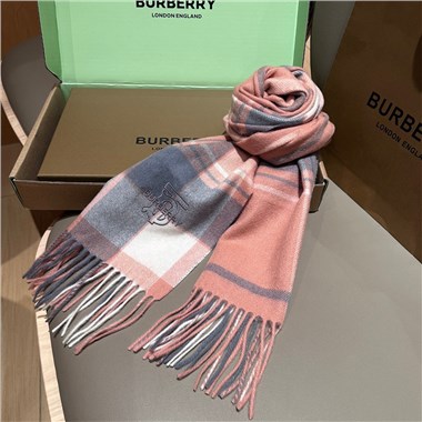 BURBERRY  2026秋冬新款時尚圍巾  尺寸：180-30