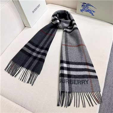 BURBERRY  2026秋冬新款時尚圍巾  尺寸：168-30