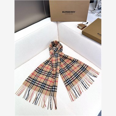 BURBERRY  2026秋冬新款時尚圍巾  尺寸：192-32