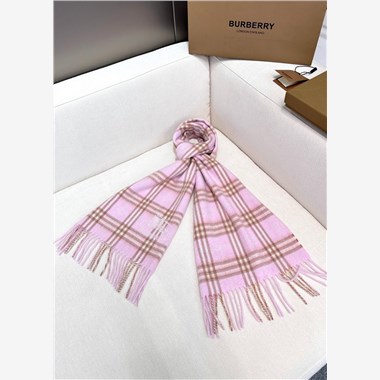 BURBERRY  2026秋冬新款時尚圍巾  尺寸：192-32