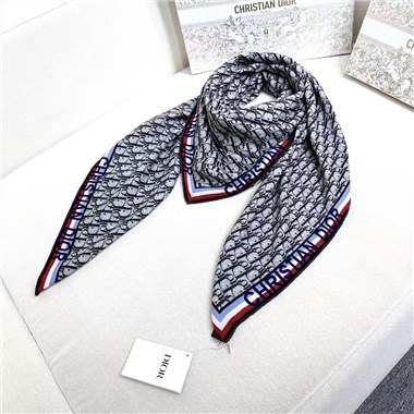 DIOR  2026秋冬新款時尚圍巾 尺寸：140-140
