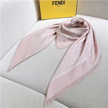 FENDI   2026秋冬新款時尚圍巾   尺寸：140-140