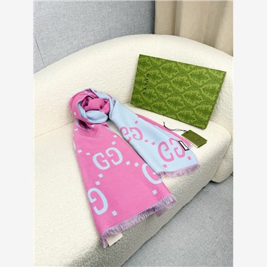 GUCCI   2026秋冬新款時尚圍巾   尺寸：180-35