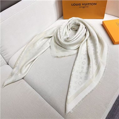 LOUIS VUITTON  2026秋冬新款時尚圍巾   尺寸：140-140