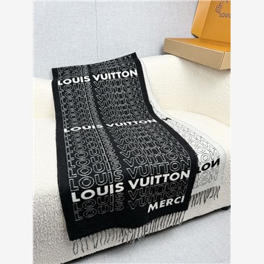 LOUIS VUITTON  2026秋冬新款時尚圍巾   尺寸：180-45