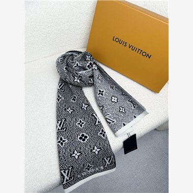 LOUIS VUITTON  2026秋冬新款時尚圍巾   尺寸：180-30