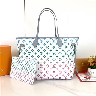 LOUIS VUITTON  2026新款女生時尚包包   尺寸：32*29*17CM