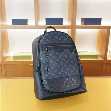 LOUIS VUITTON   2026新款男生時尚包包 尺寸：29x39x13CM