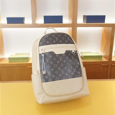 LOUIS VUITTON   2026新款男生時尚包包 尺寸：29x39x13CM
