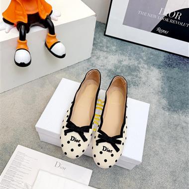 DIOR   2026新款女生休閒時尚鞋子
