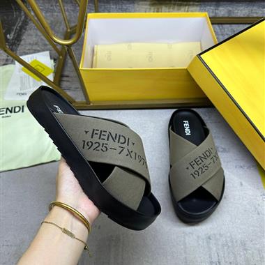 FENDI    2026新款女生休閒時尚鞋子