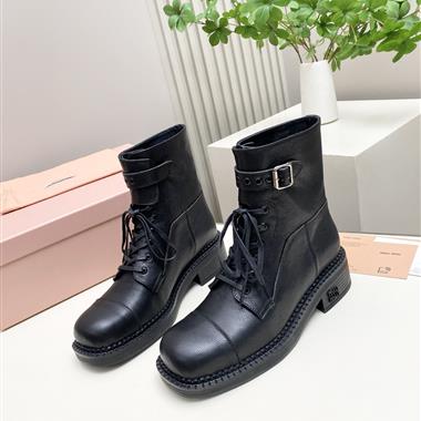 MIUMIU   2026新款女生休閒時尚鞋子