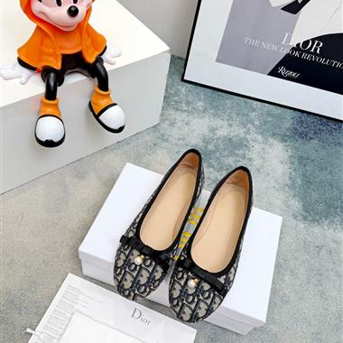 DIOR   2026新款女生休閒時尚鞋子