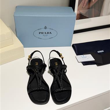 PRADA    2026新款女生休閒時尚鞋子