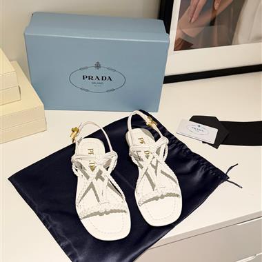 PRADA    2026新款女生休閒時尚鞋子