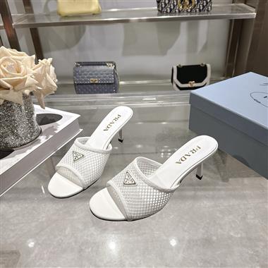 PRADA    2026新款女生休閒時尚鞋子