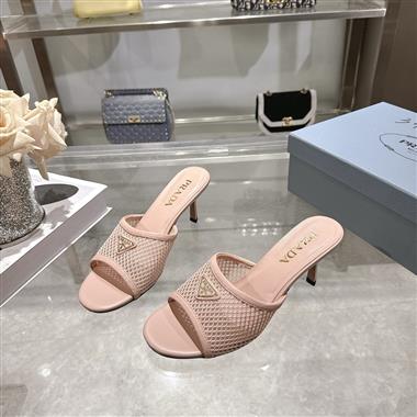 PRADA    2026新款女生休閒時尚鞋子