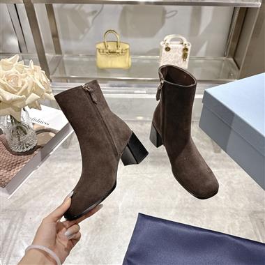 PRADA    2026新款女生休閒時尚鞋子