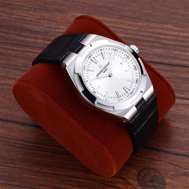 Vacheron Constantin    2026新款時尚休閒手錶    尺寸：42MM