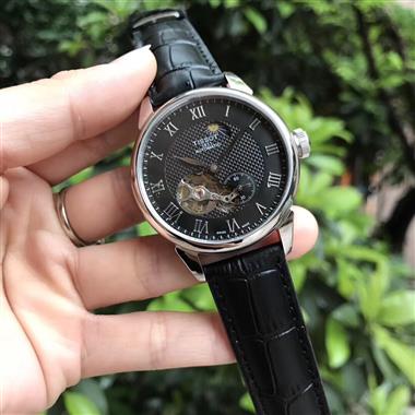 Tissot   2026新款時尚休閒手錶    尺寸：40MM