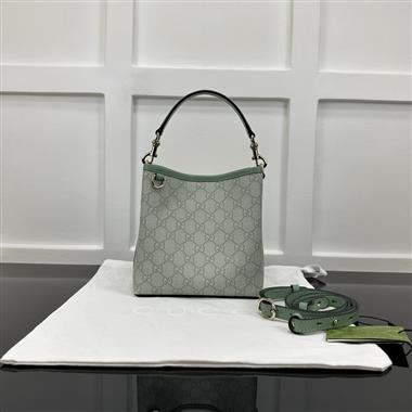 GUCCI   2026新款女生時尚包包   尺寸：19*18*11CM