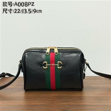 GUCCI   2026新款女生時尚包包   尺寸：22*13.5*9CM