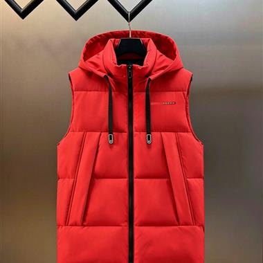 PRADA   2026秋冬新款馬甲外套
