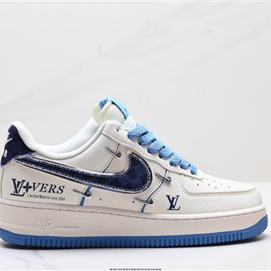 NIKE AIR FORCE 1‘07